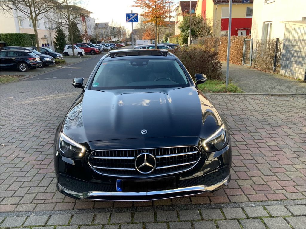 Mercedes-Benz E 220 2021