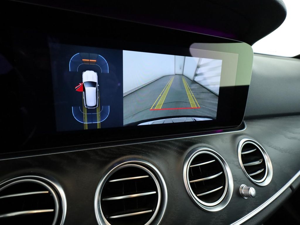 Mercedes-Benz E 220 2020