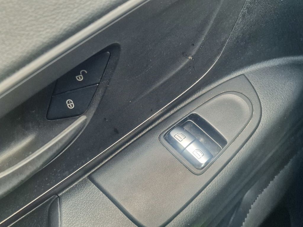 Mercedes-Benz Vito 2021