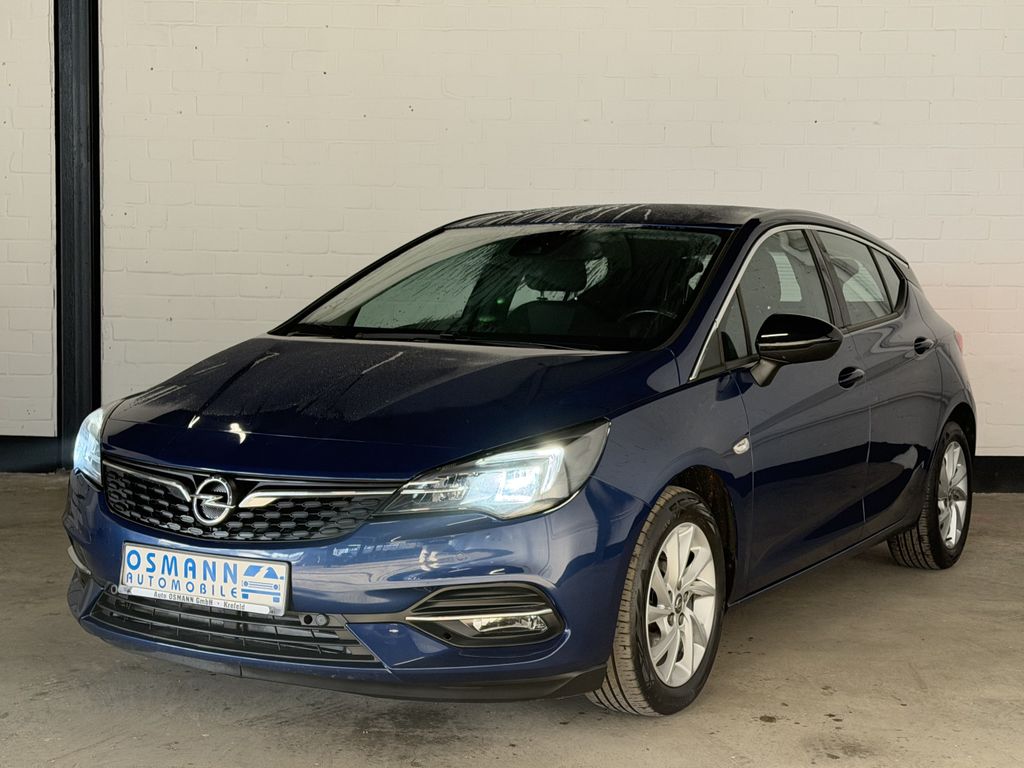 Opel Astra 2021