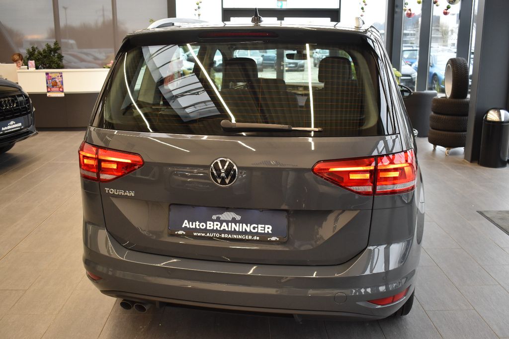 Volkswagen Touran 2021