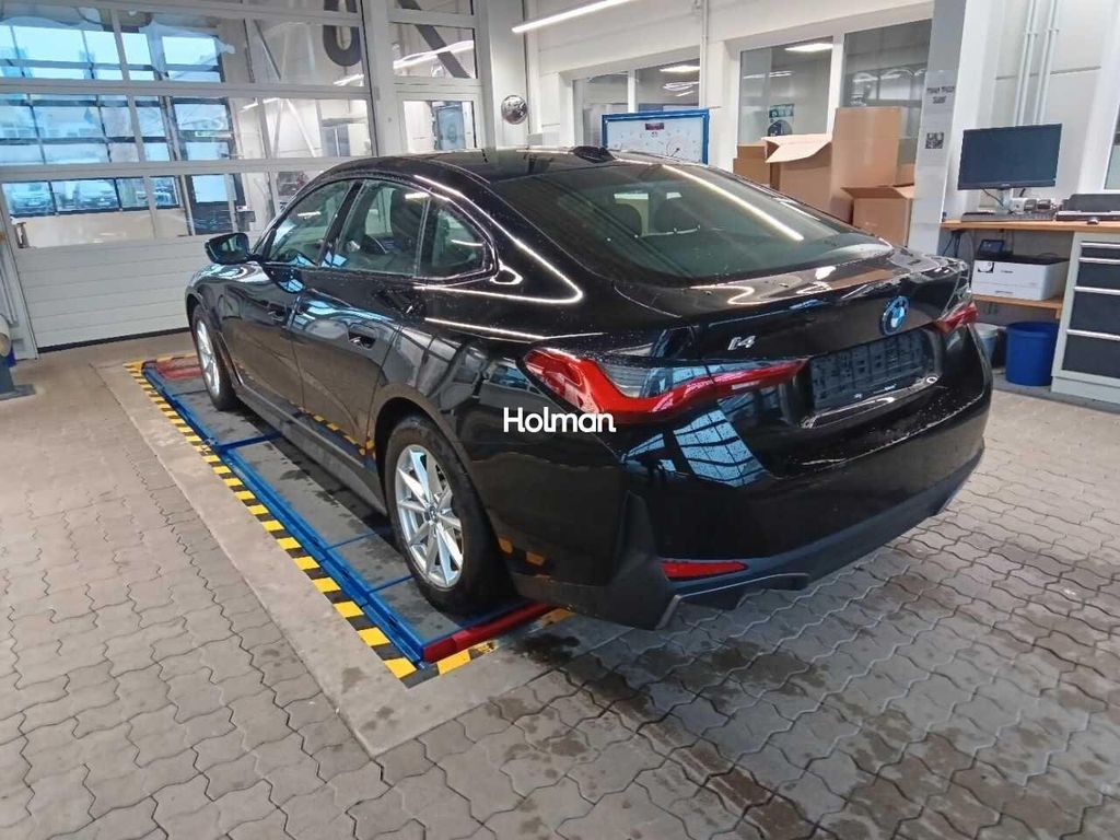 BMW i4 2023