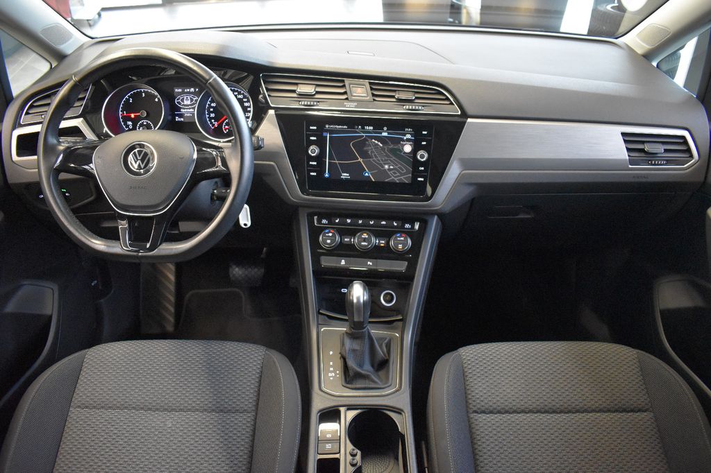 Volkswagen Touran 2021