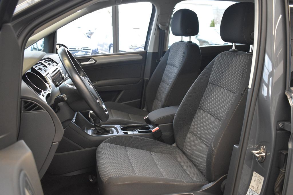 Volkswagen Touran 2021