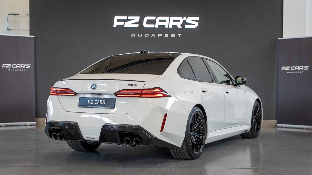 BMW M5 2025
