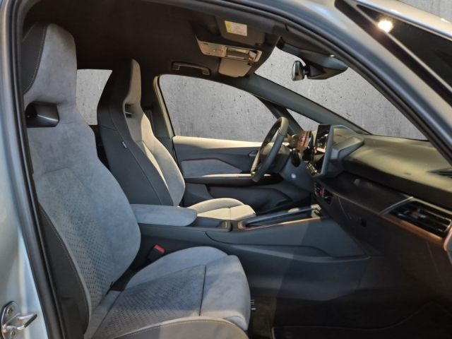 Cupra Born 2025
