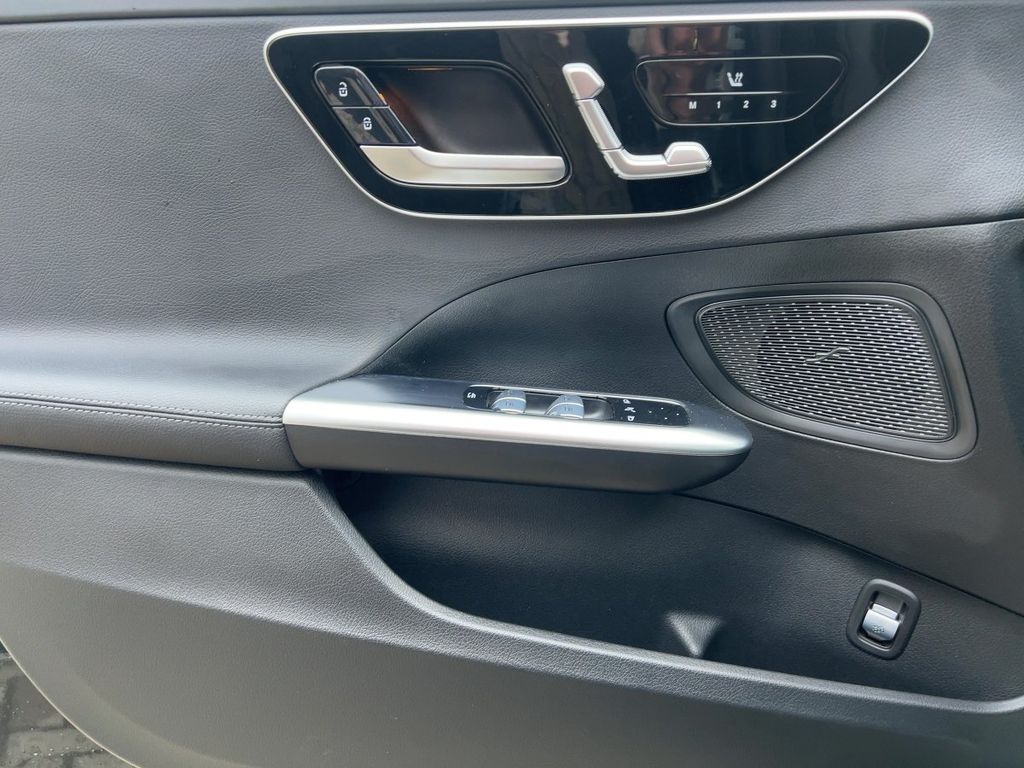Mercedes-Benz C 220 2024