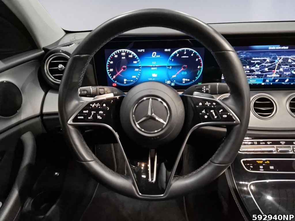 Mercedes-Benz E 300 2022