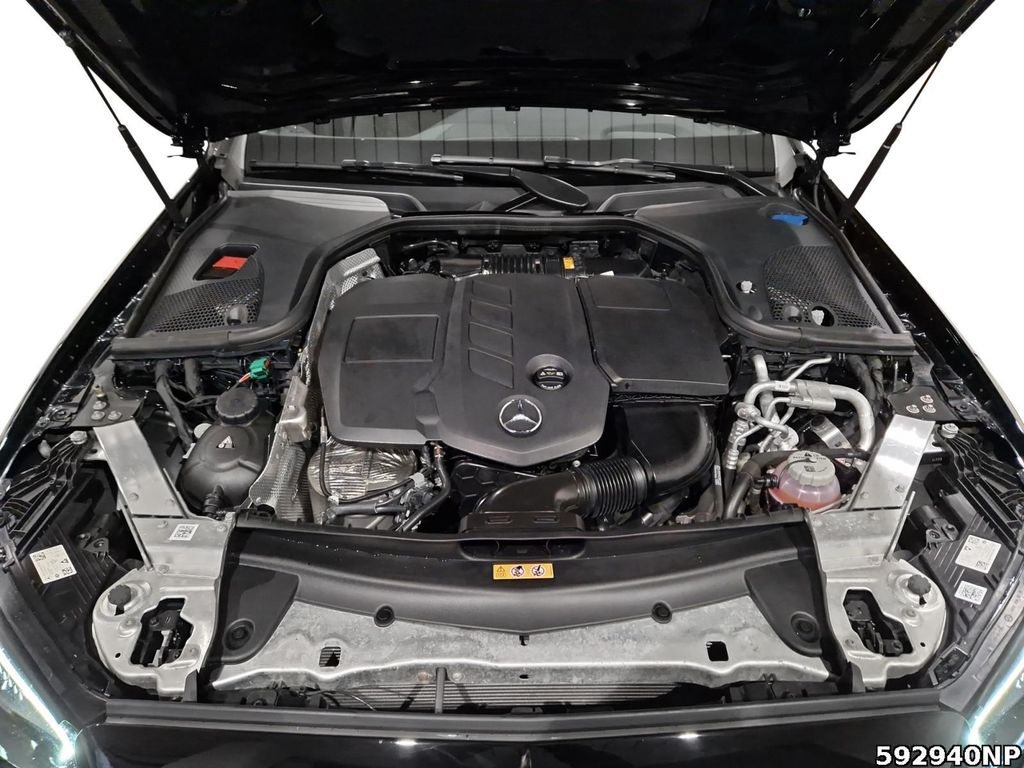 Mercedes-Benz E 300 2022