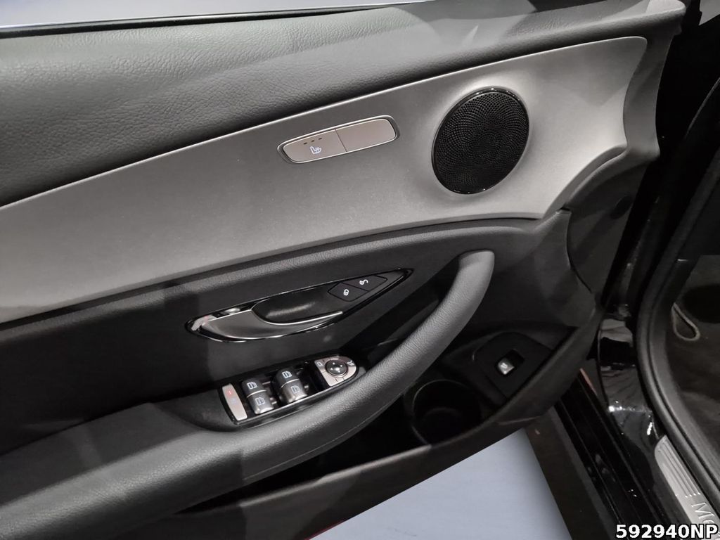 Mercedes-Benz E 300 2022