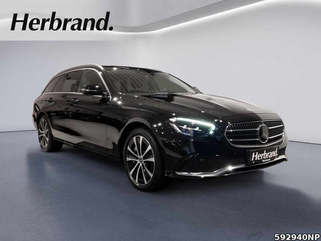 Mercedes-Benz E 300 2022