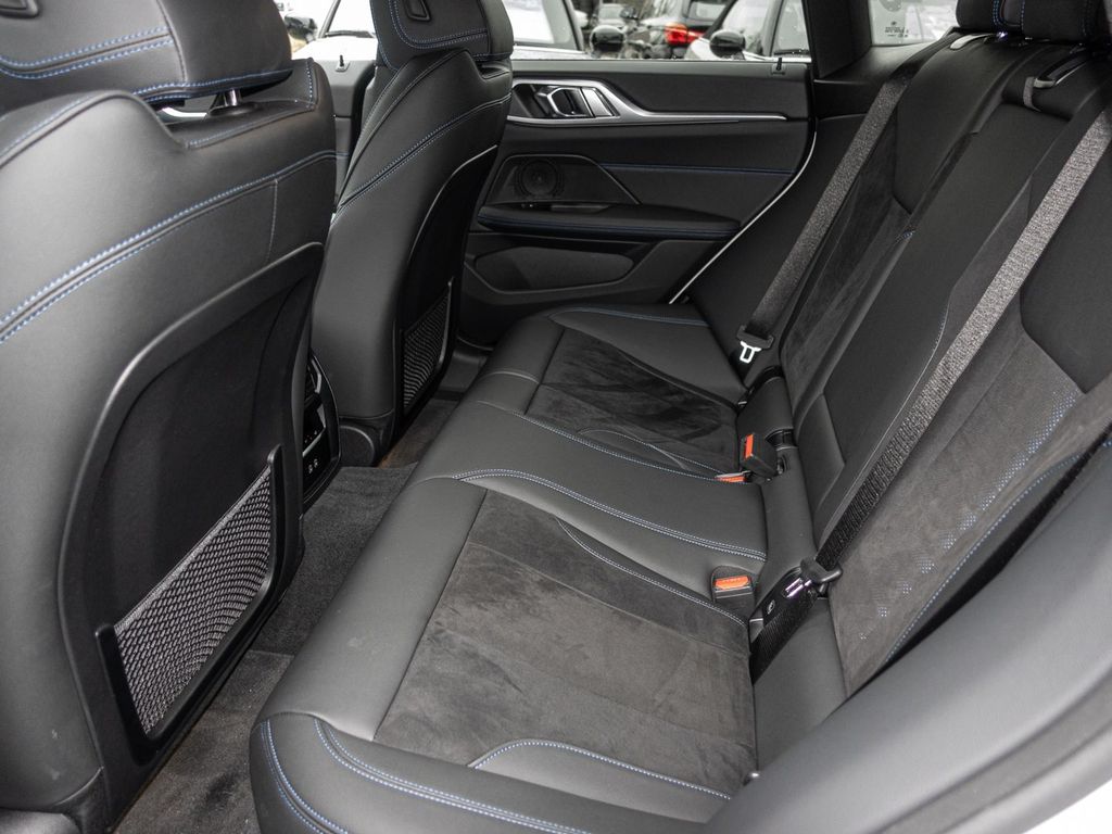 BMW i4 2023