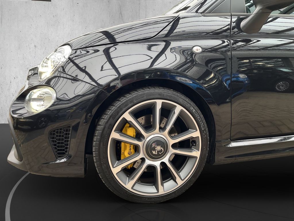 Abarth 695C 2024