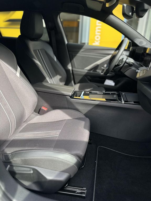 Opel Astra 2024