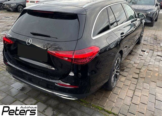 Mercedes-Benz C 300 2023