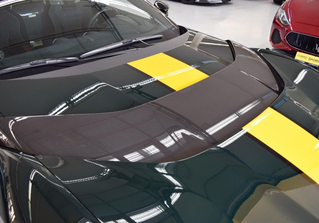 Ferrari 812 2024