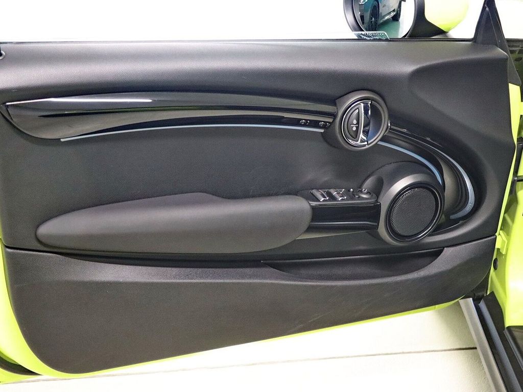 MINI Cooper Cabrio 2022