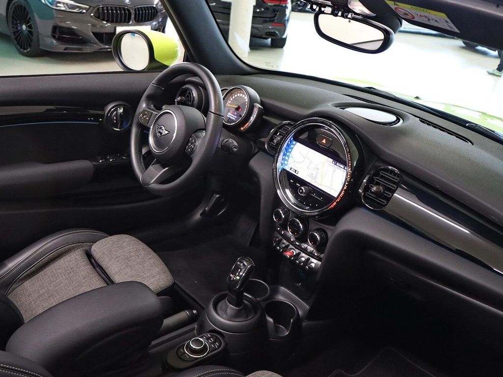 MINI Cooper Cabrio 2022