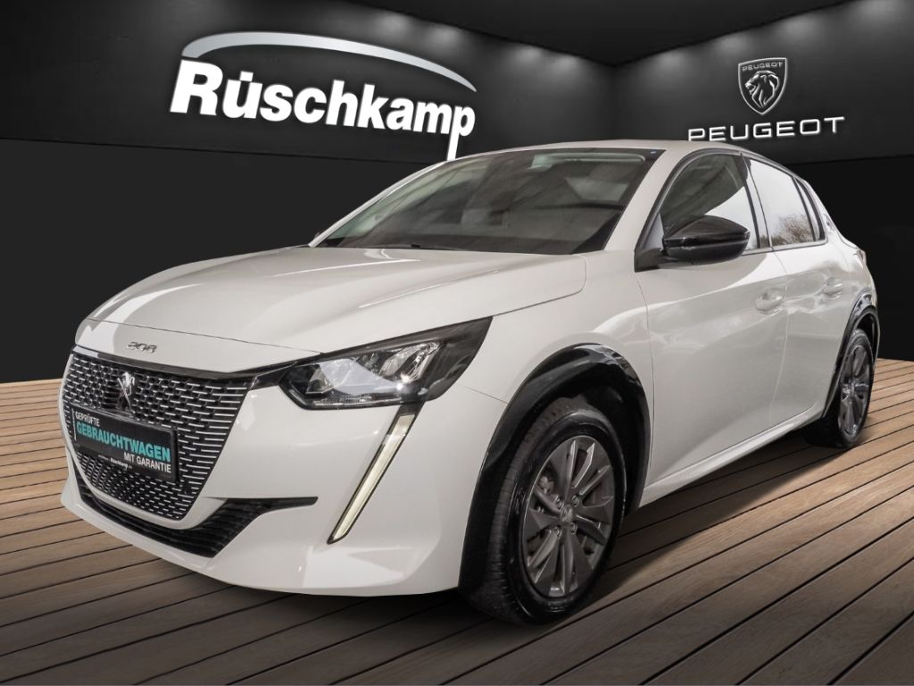 Peugeot e-208 2023