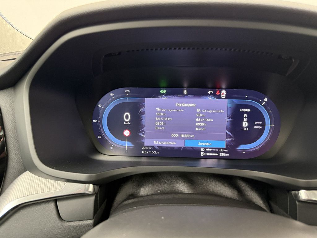 Volvo V60 2025
