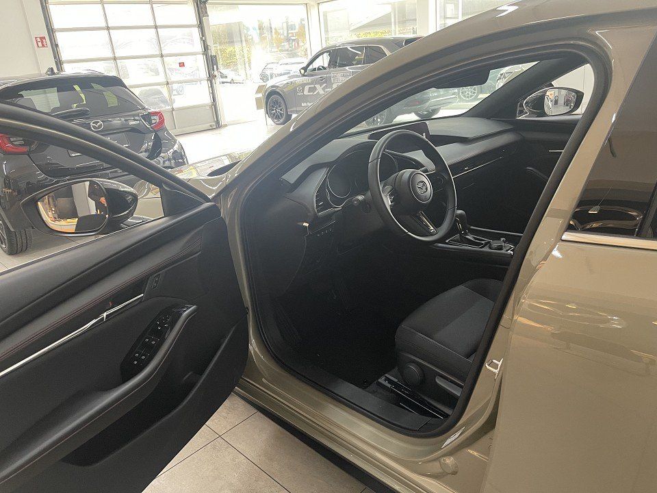 Mazda 3 2025