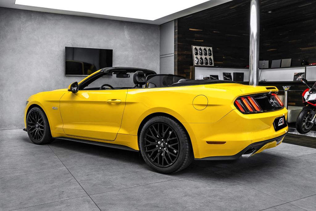 Ford Mustang 2011