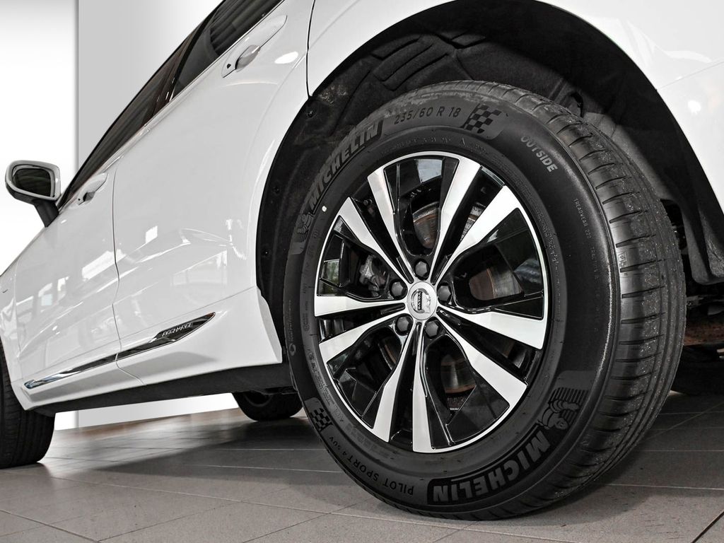 Volvo XC60 2022