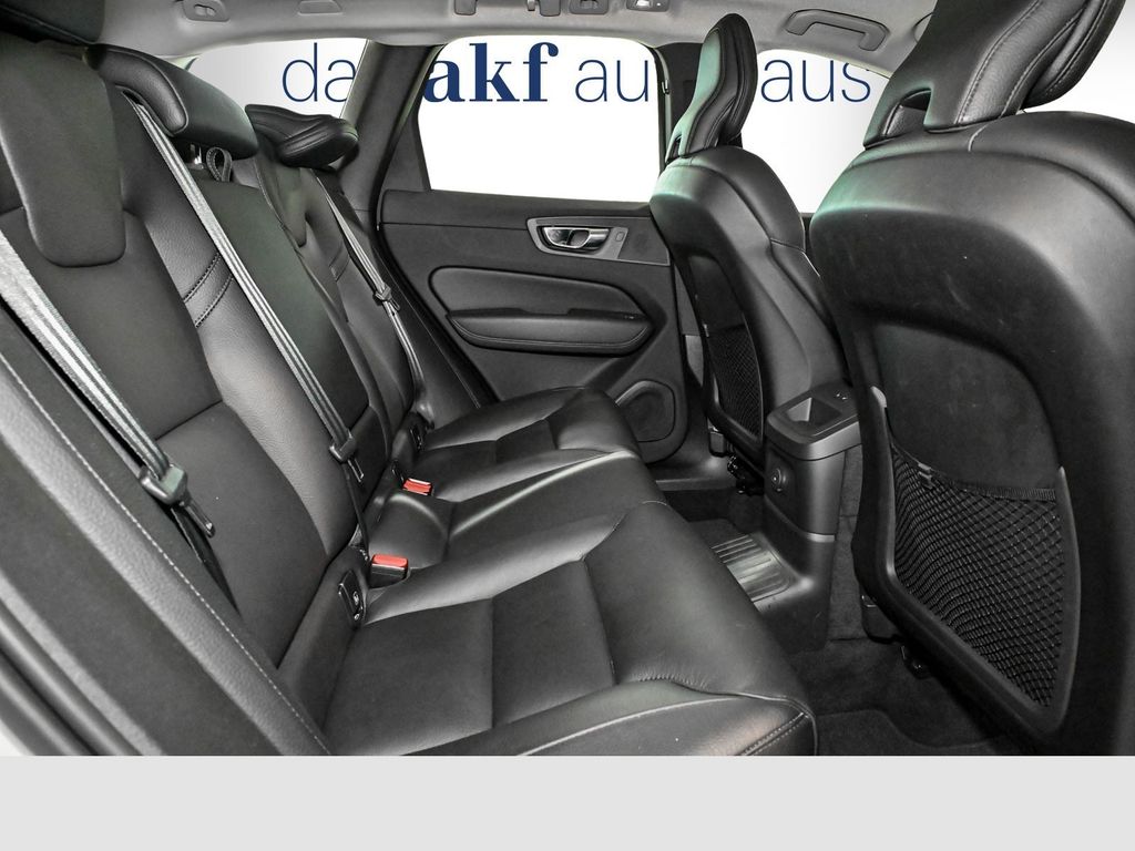Volvo XC60 2022