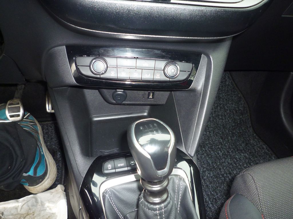 Opel Corsa 2023