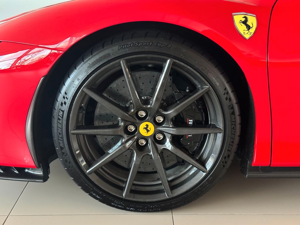 Ferrari SF90 2022