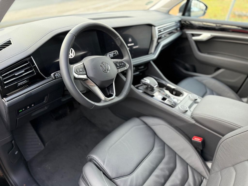 Volkswagen Touareg 2025