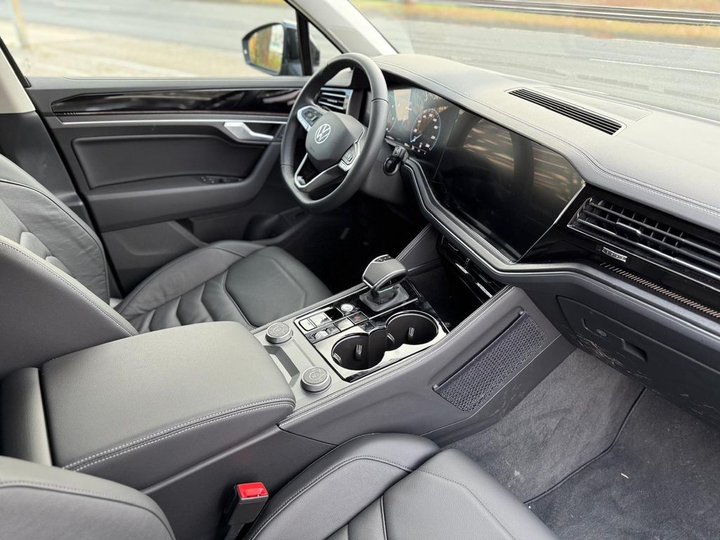 Volkswagen Touareg 2025
