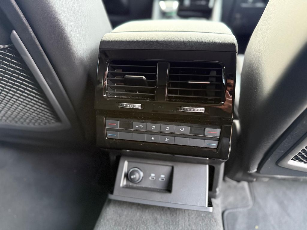 Volkswagen Touareg 2025