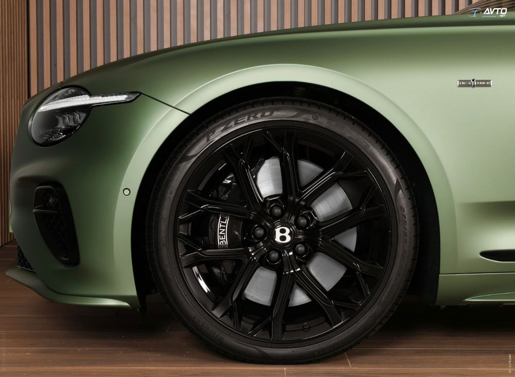 Bentley Continental GTC 2025