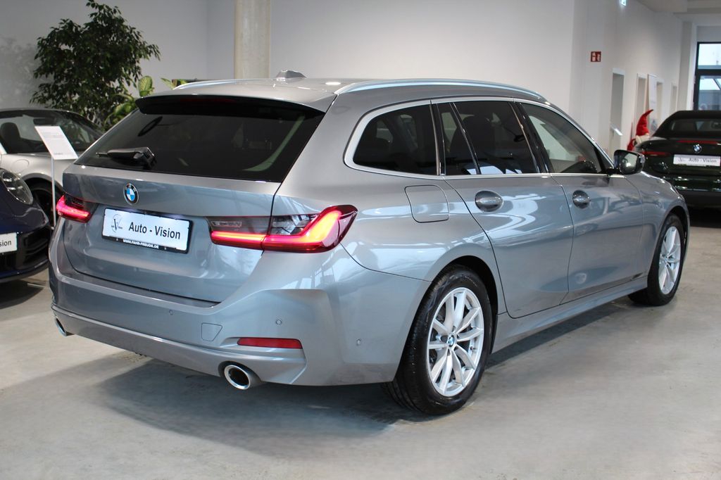 BMW 320 2022