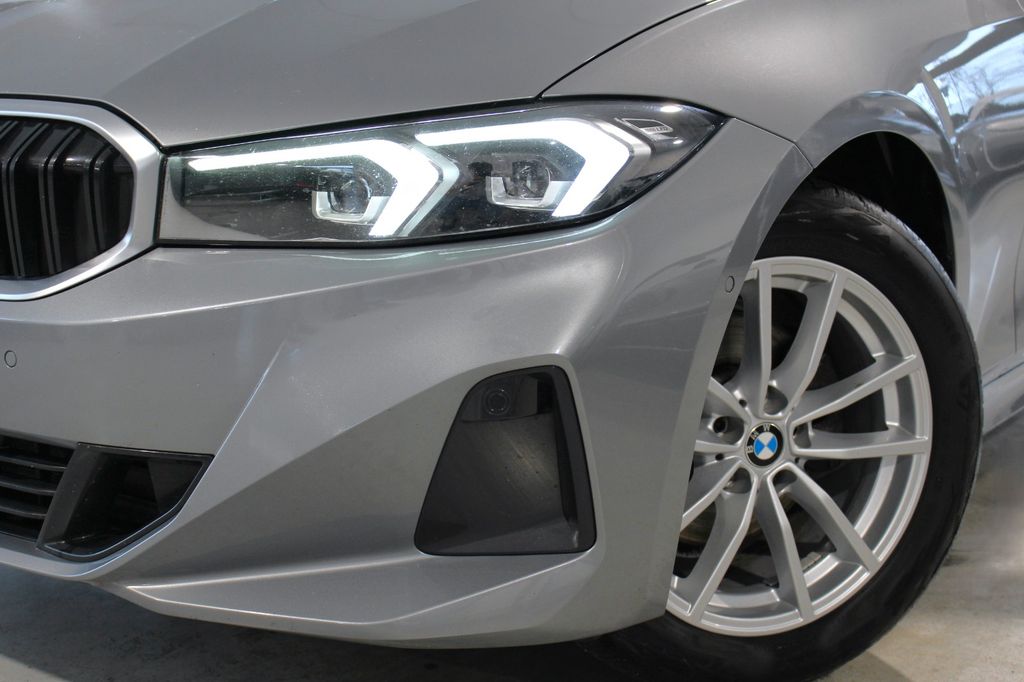 BMW 320 2022