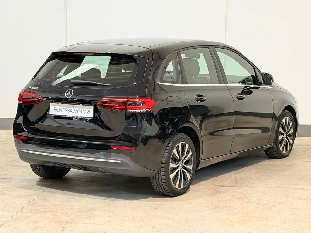 Mercedes-Benz B 250 2021