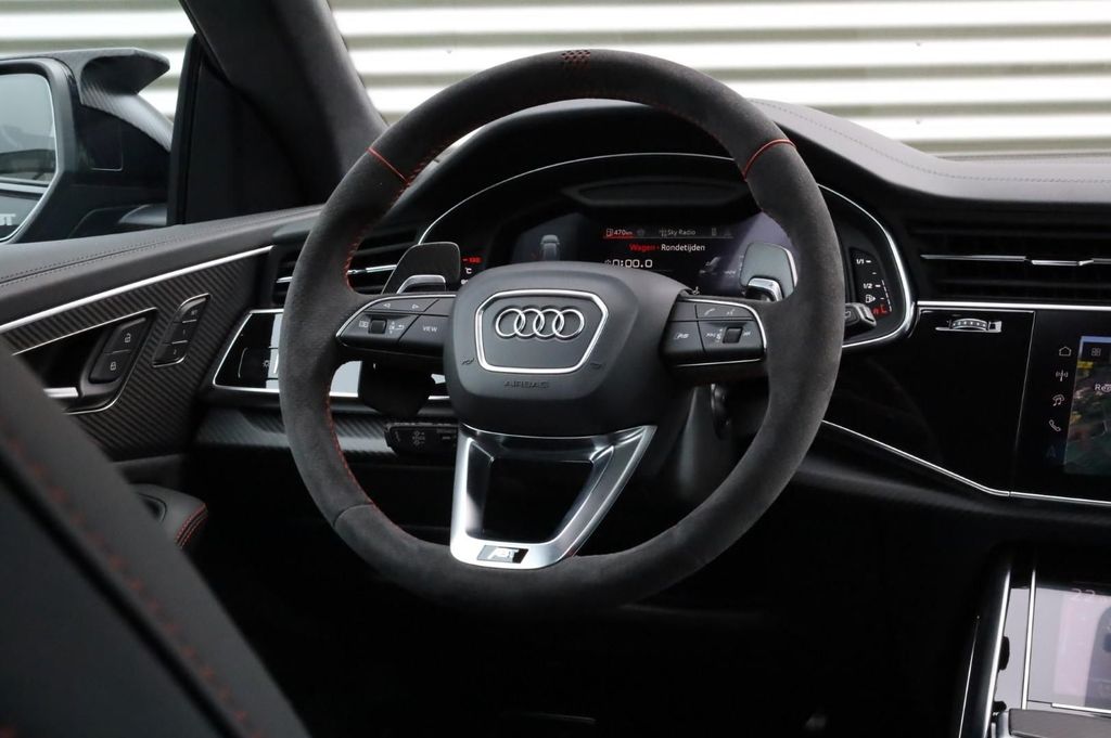 Audi RSQ8 2025