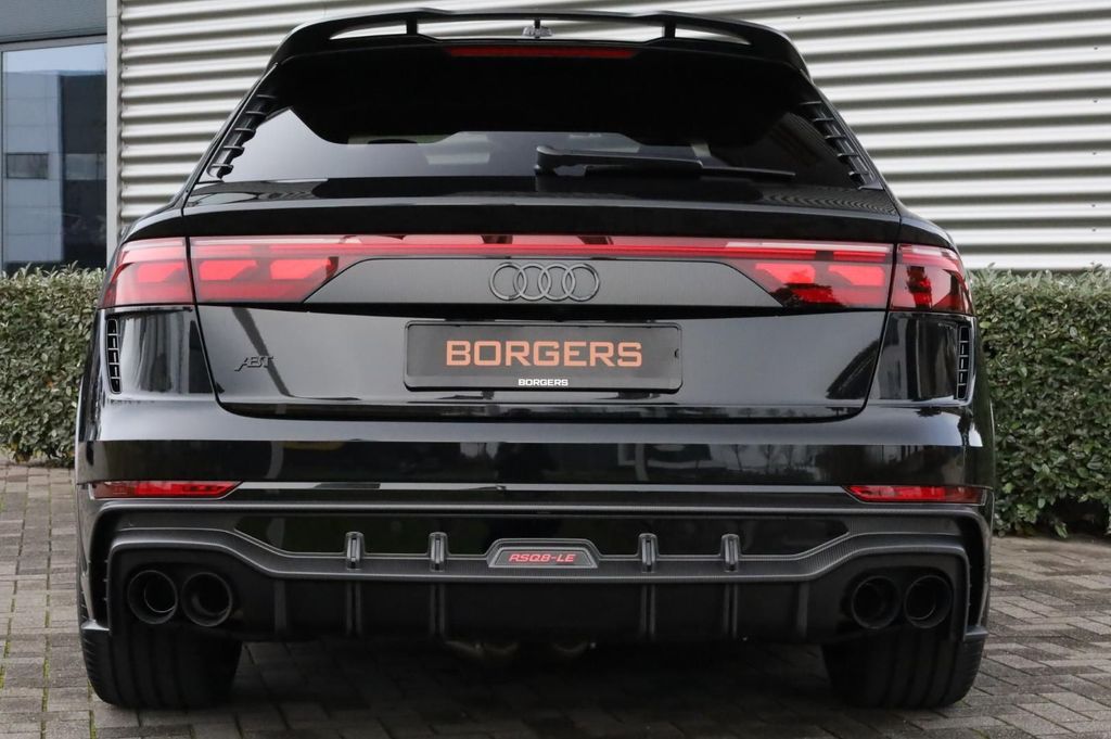 Audi RSQ8 2025