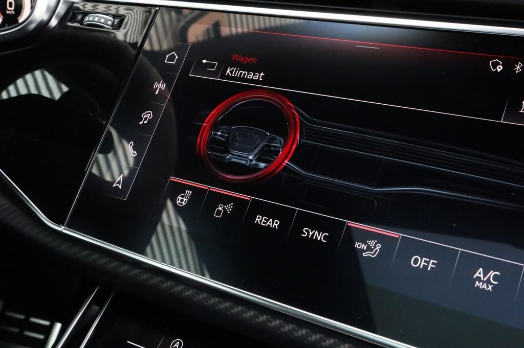 Audi RSQ8 2025