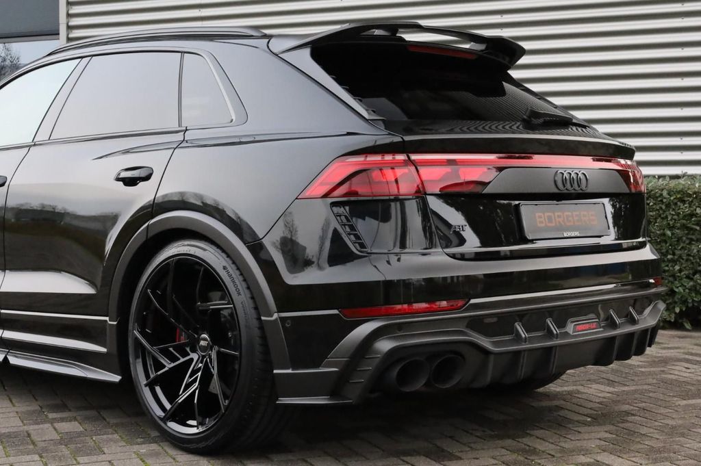 Audi RSQ8 2025