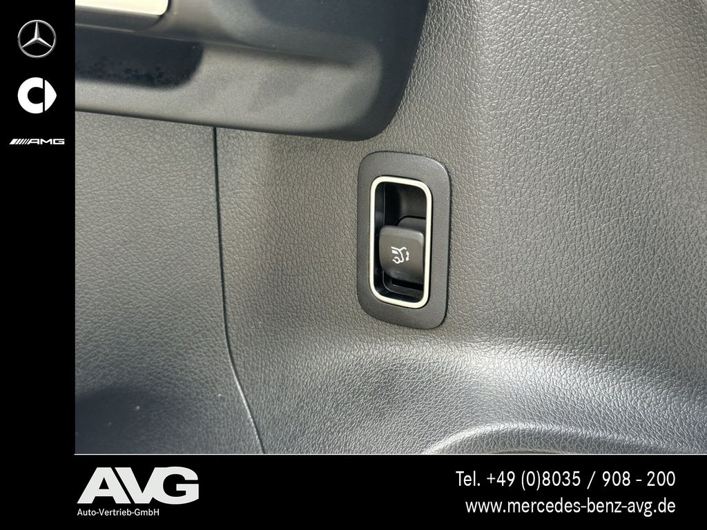 Mercedes-Benz EQB 2022