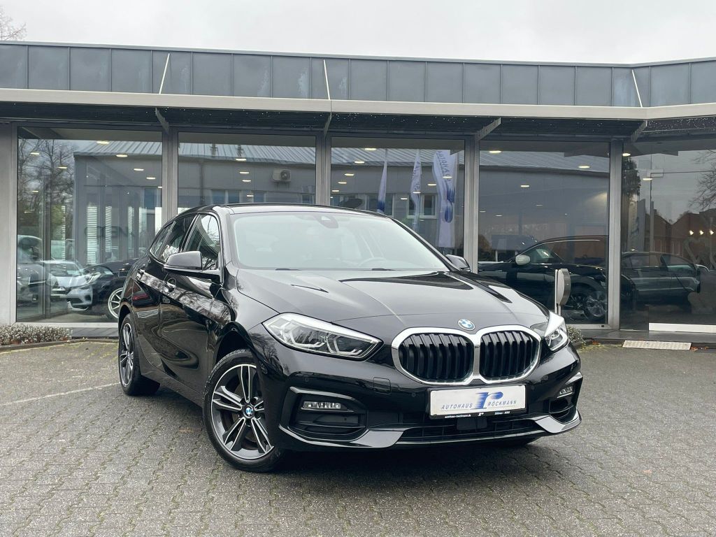 BMW 120 2022