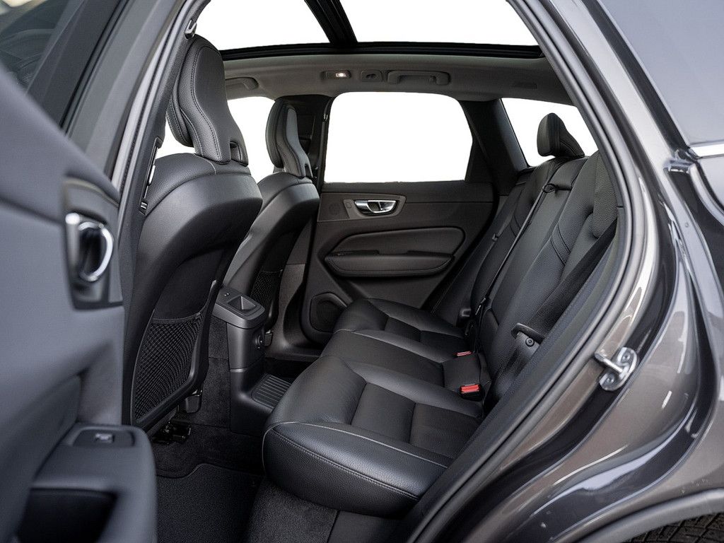 Volvo XC60 2022