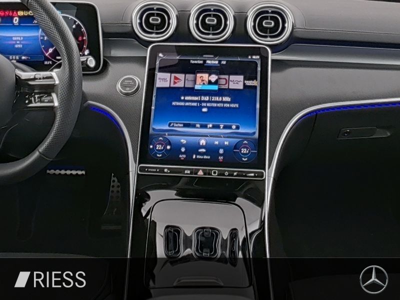 Mercedes-Benz C 200 2025