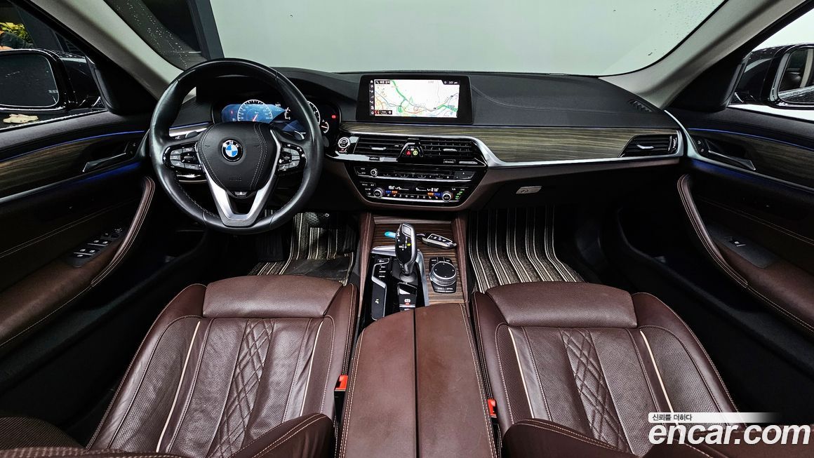 BMW 5-Series 2019