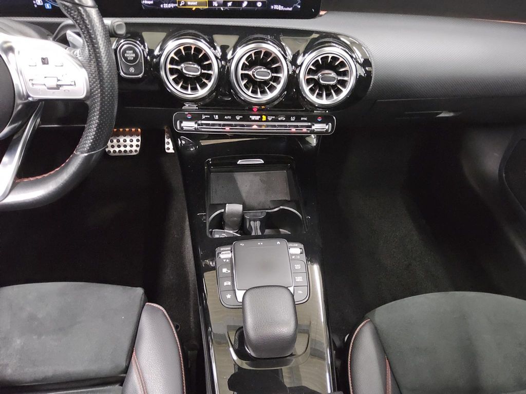 Mercedes-Benz A 220 2022