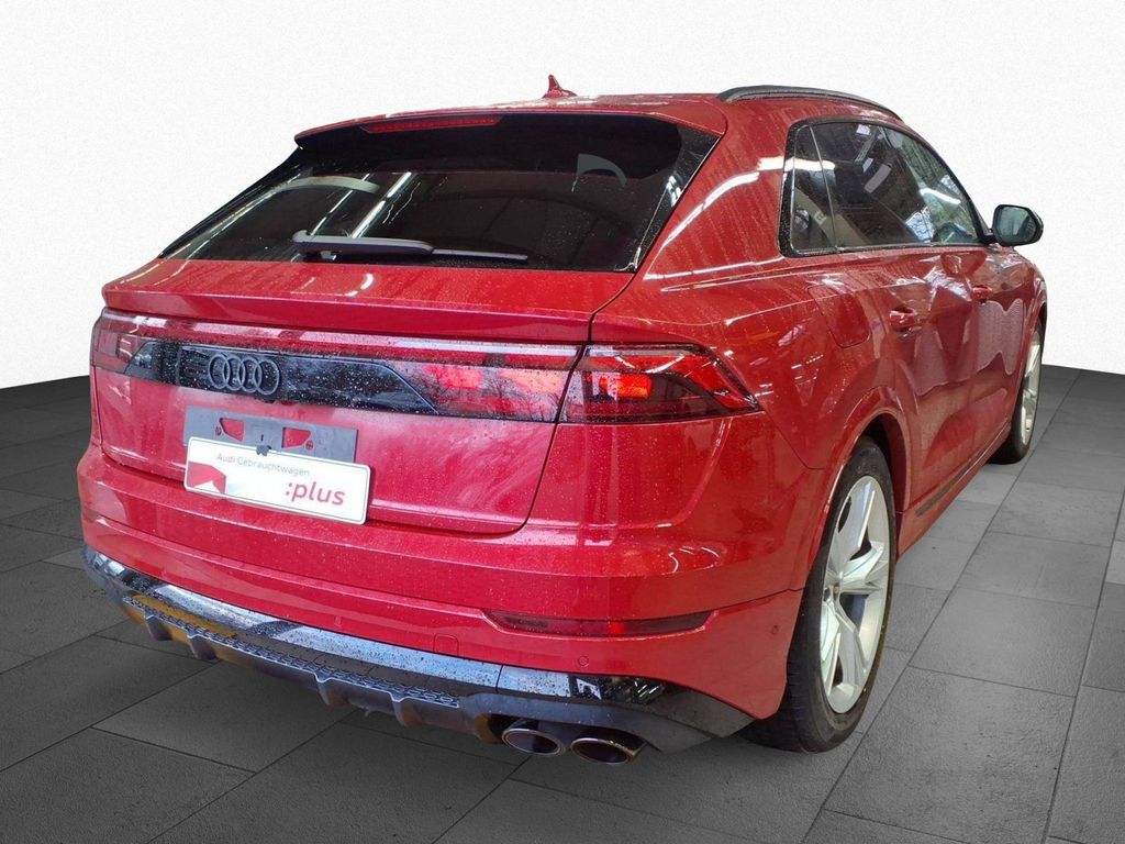 Audi SQ8 2025