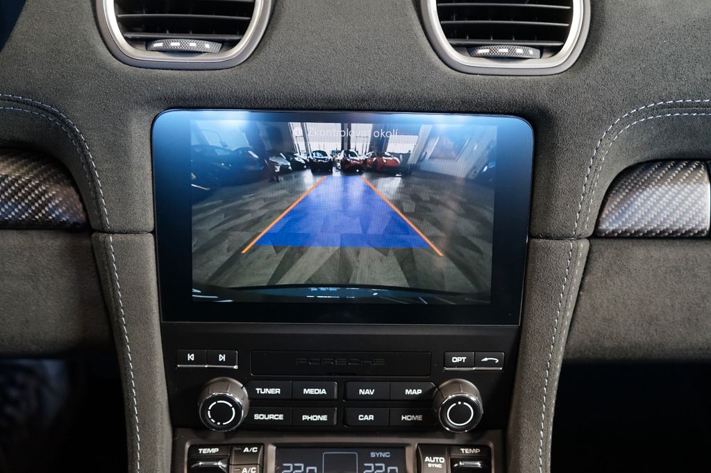 Porsche Boxster 2024