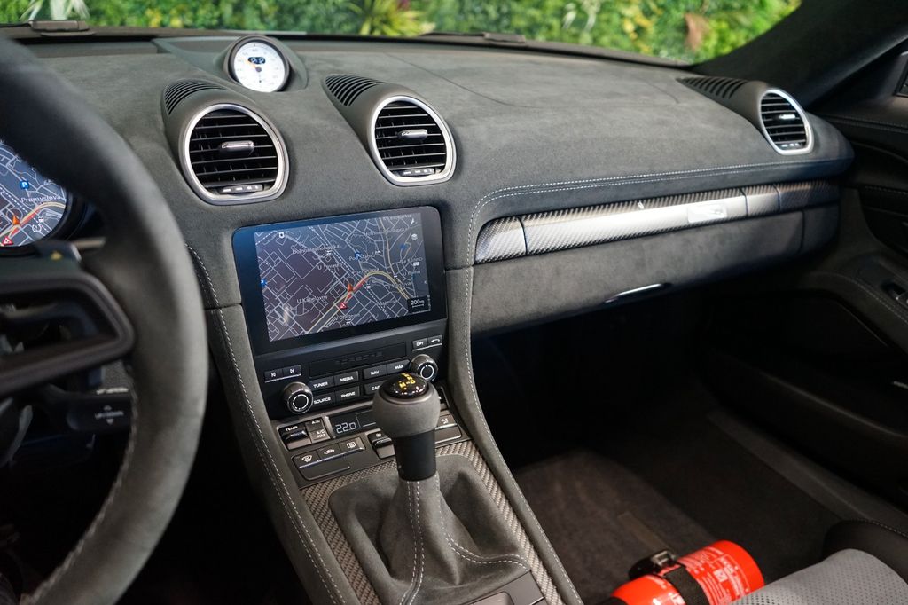 Porsche Boxster 2024